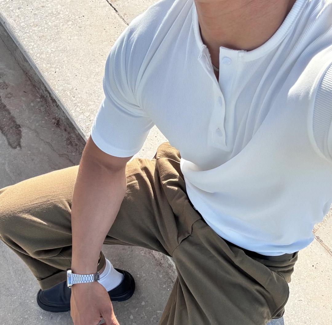 longue-Sleeve Henley Shirt