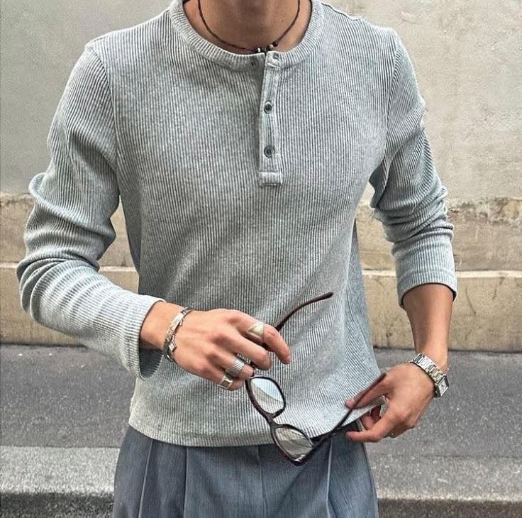 longue-Sleeve Henley Shirt
